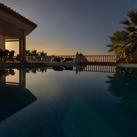 Azafran By Abahana Villa