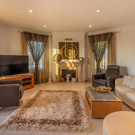 Azafran By Abahana * Ifach