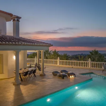 Azafran By Abahana * Ifach